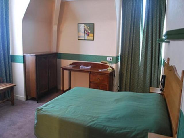 Logis Hotel & Restaurant - Le Normandie Caudebec-en-Caux Camera foto